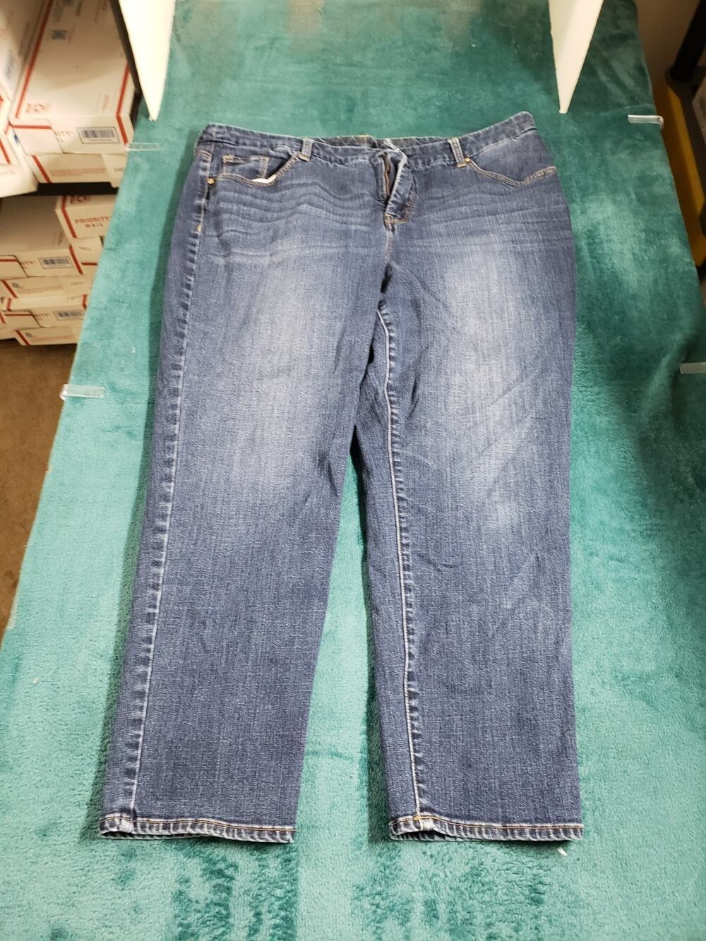 Chicos Jeans Size 1 US Size 8 Women Blue Stretch Pants Girlfriend Ankle